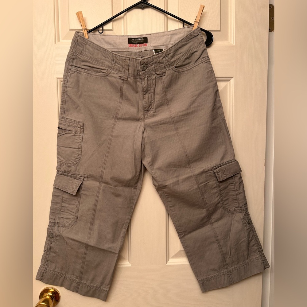 Eddie Bauer Organic Cotton Gray Cargo Women Capri Pants